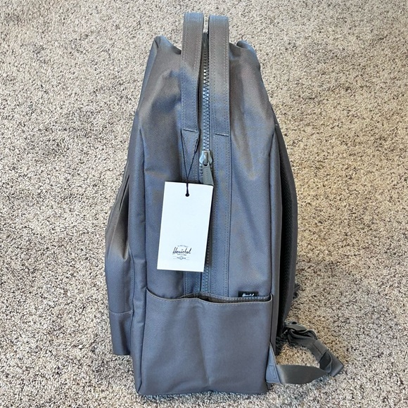 Herschel Supply Company Miller Backpack in Gargoyle Gray 32L 17.5"×12.5"x 7" NEW - Picture 10 of 16